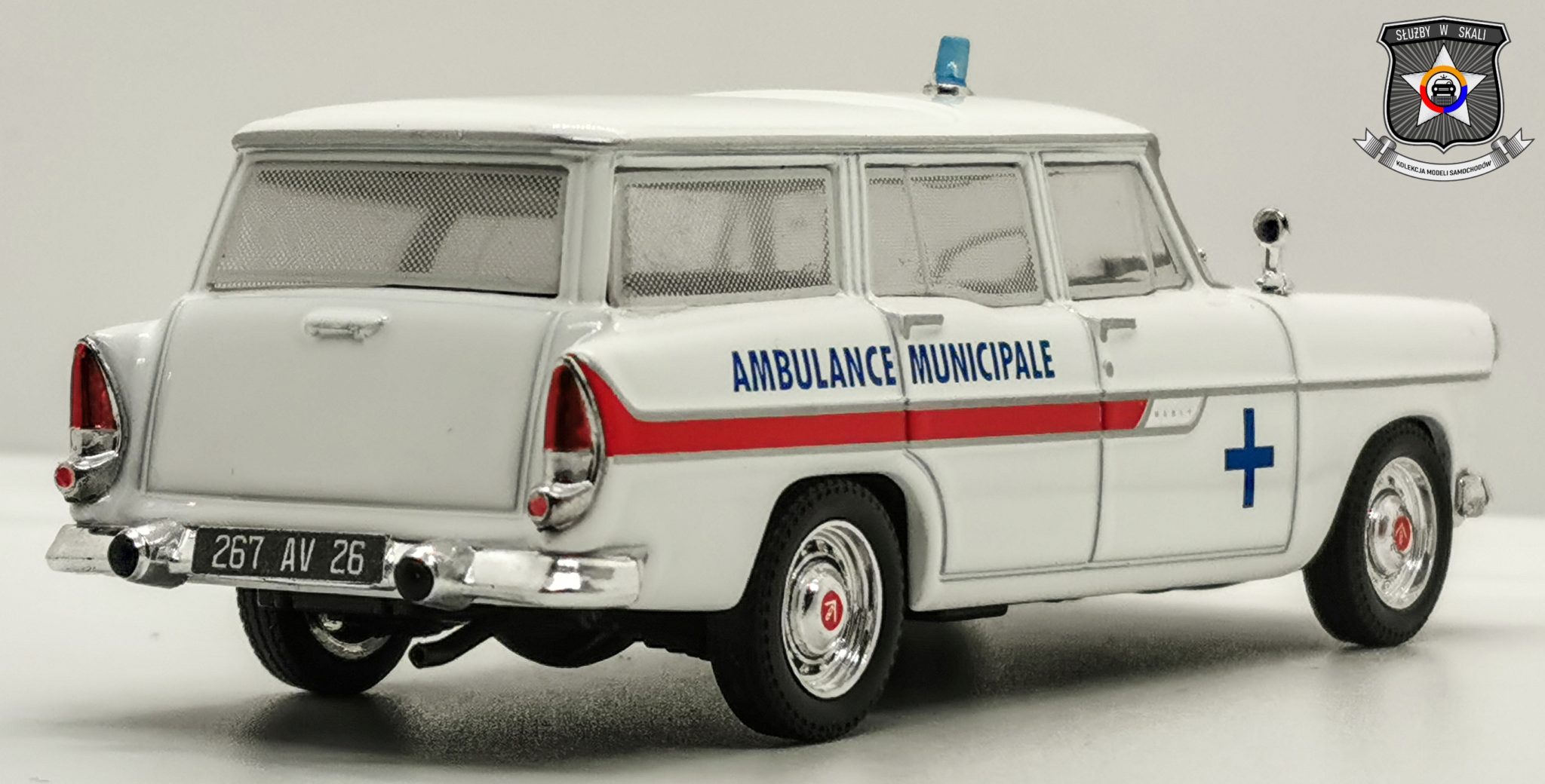Simca Vedette Marly Ambulance Municipale (Francja